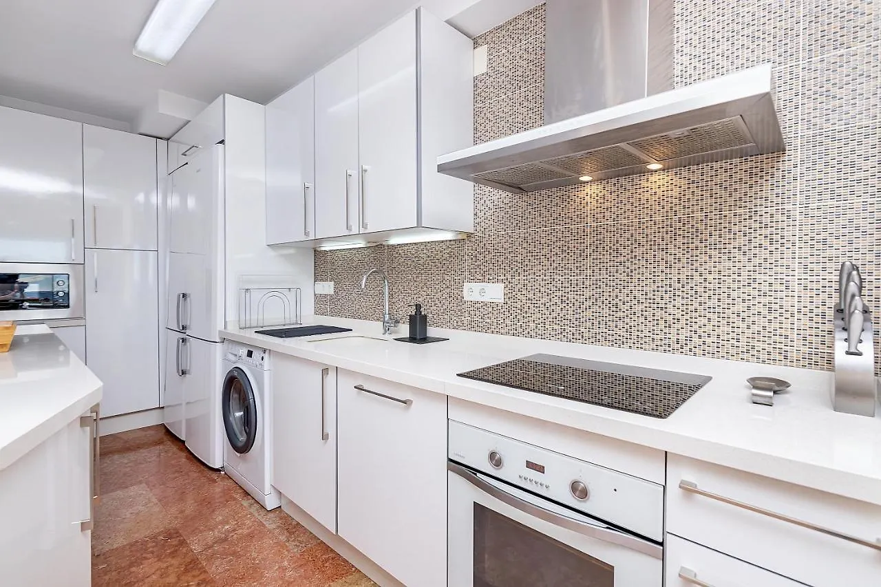 Bhost - The King Apartment Fuengirola